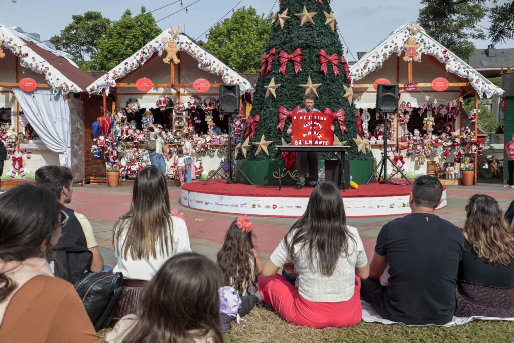 Natal Luz com crianças: Vila de Natal